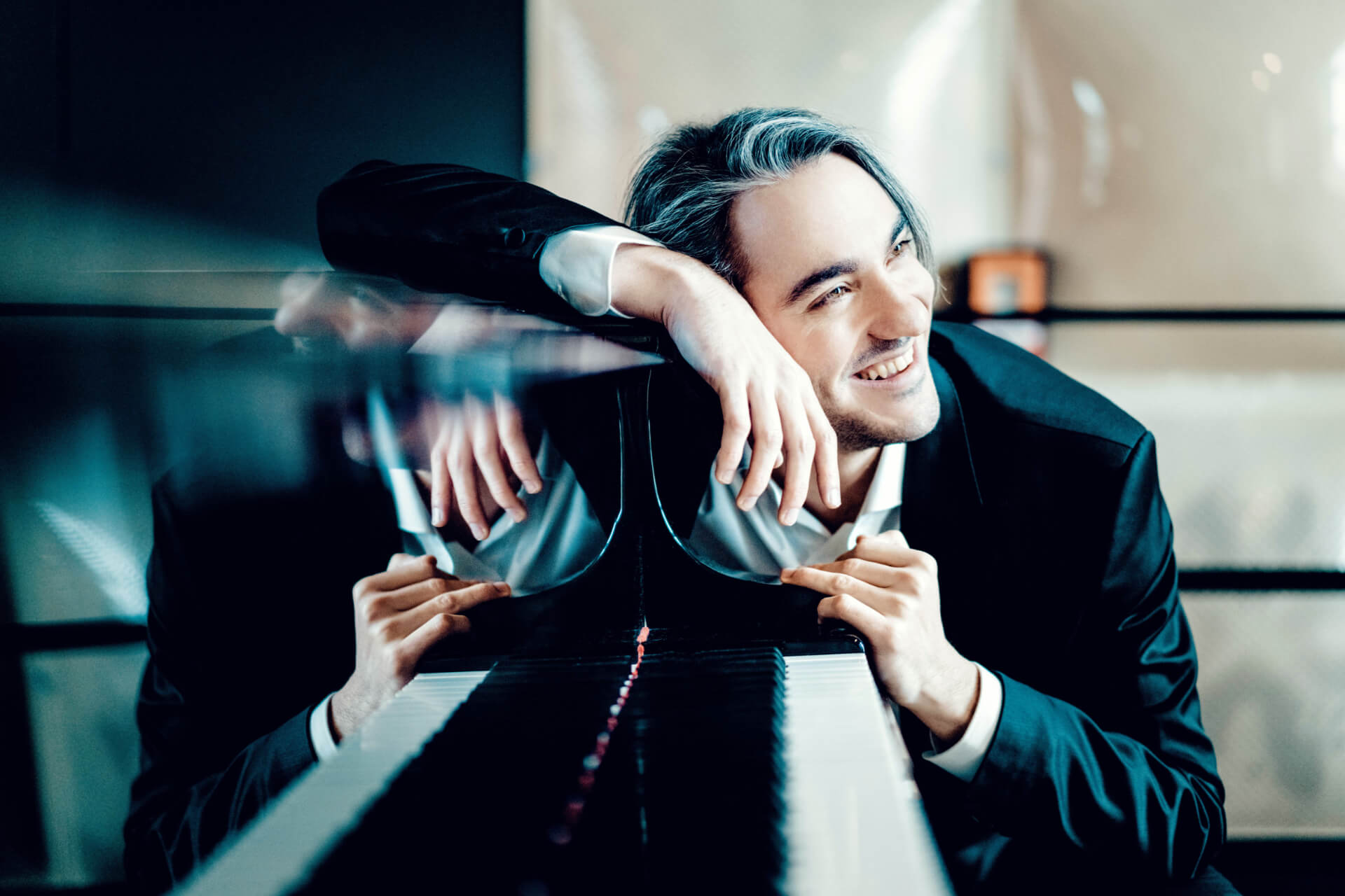 Alexander Gadjiev | Piano