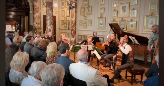 One of the happiest performances of Chopin’s Second Piano Concerto, straight from his own last piano, a wonderful Pleyel from the @cobbe collection at @hatchlandsparknt now on Youtube! Link in bio! thanks @consonequartet for the wonderful Musizieren!